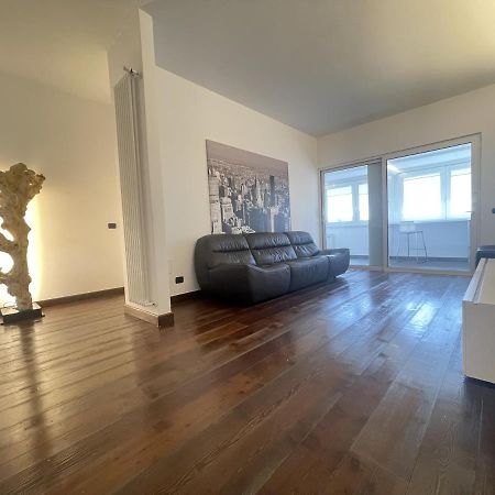 Cconforthotels Appartamento Skyline Бари Экстерьер фото