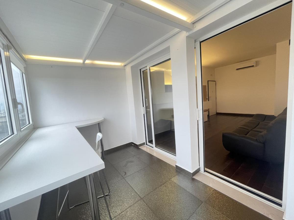 Cconforthotels Appartamento Skyline Бари Экстерьер фото