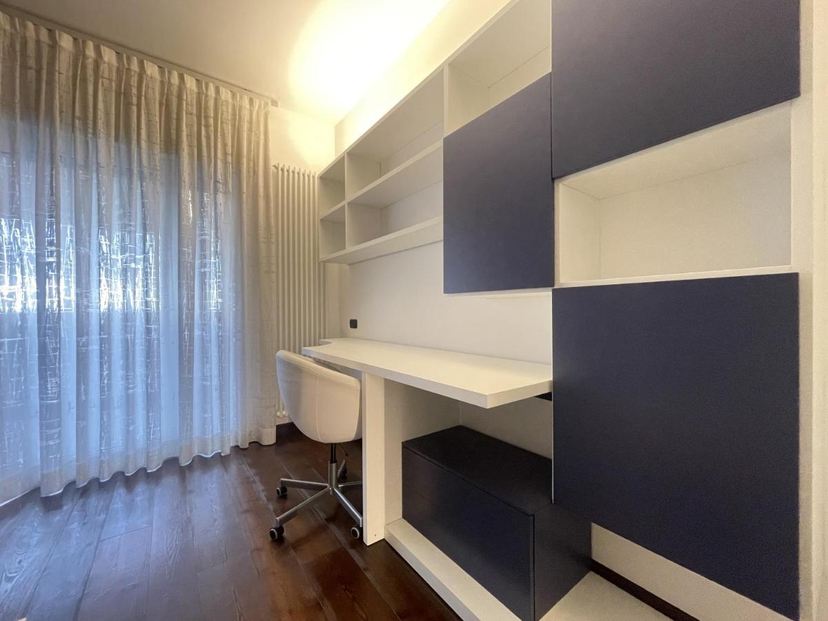 Cconforthotels Appartamento Skyline Бари Экстерьер фото
