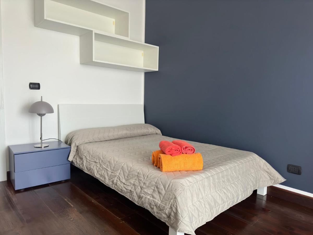 Cconforthotels Appartamento Skyline Бари Экстерьер фото